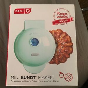 Mini Bundt maker